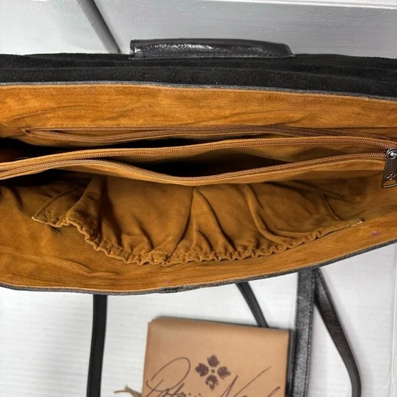 PATRICIA NASH Amersham Soft Black Oil Waxed Nappa Leather Messenger Bag - Picture 3 of 7